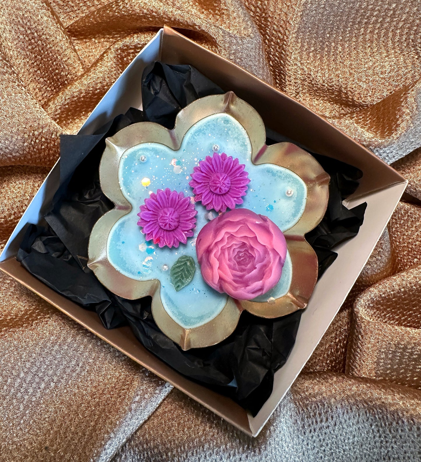 Divine Floral Glow Candle